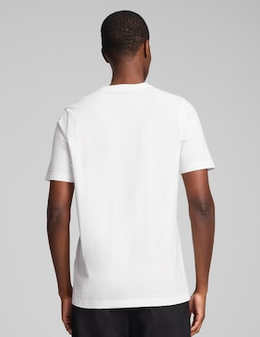 Playera Puma ESS VNeck Tee cuello V para hombre