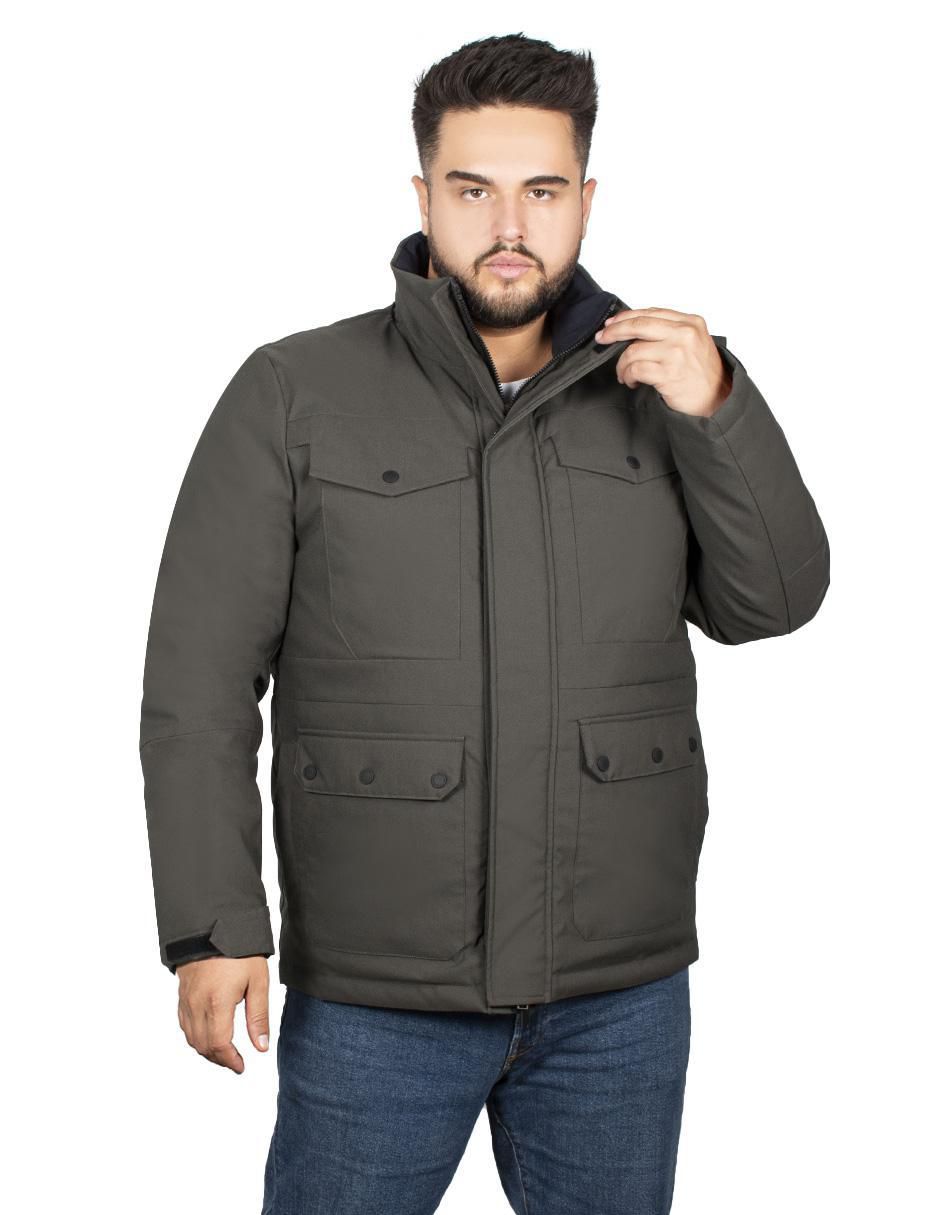 Chamarra impermeable con bolsillos para hombre