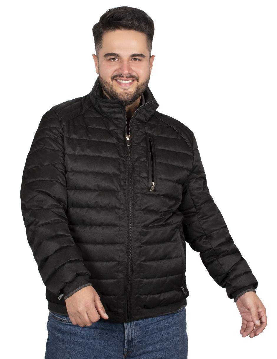 Chamarra impermeable con bolsillos para hombre